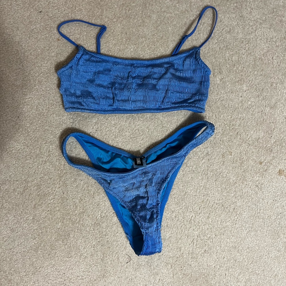 Triangl Bikini Set